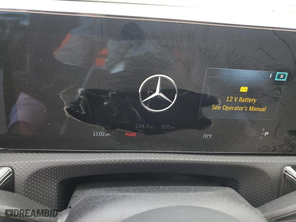 2025 Mercedes-Benz CLA with VIN W1K5J4GBXSN526715, listed as a Copart auction lot 43792955 with 528 mi miles and Salvage Title. Bid and sale history available at carsss.com. Image 9.