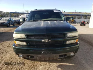 2003 Chevrolet Tahoe Z71 with VIN 1GNEK13TX3R172104, listed as a Copart auction lot 71269504 with 163,168 mi miles and Salvage Title. Bid and sale history available at carsss.com. Image 5.