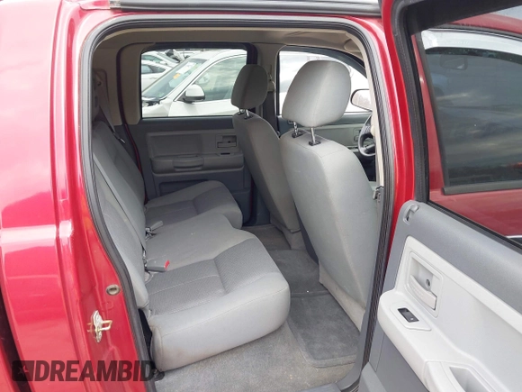 2006 Dodge Dakota SLT with VIN 1D7HW48N36S507843, listed as a IAAI auction lot 41894142 with 90,229 mi miles. Bid and sale history available at carsss.com. Image 8.