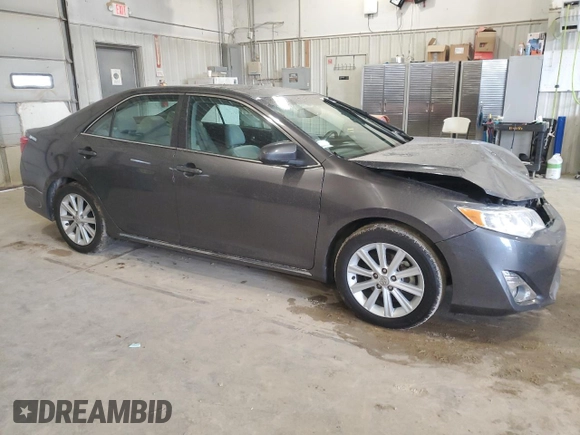2014 Toyota Camry SE with VIN 4T1BK1FK6EU552289, listed as a Copart auction lot 51678865 with 134,850 mi miles and Salvage Title. Bid and sale history available at carsss.com. Image 4.