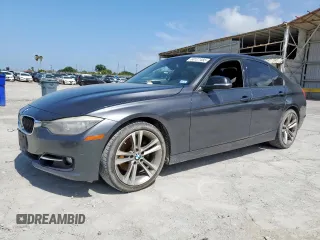 2014 BMW 3 Series 328i z VIN WBA3A5C58EP600341, wystawiony jako Copart lot #60127485 z przebiegiem Nie podano mil oraz Czysty tytuł • Clean title. Historia ofert i sprzedaży dostępna na DreamBid. Obrazek 1.