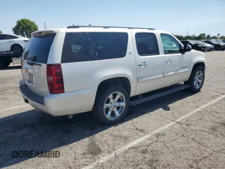 2008 Chevrolet Suburban LTZ with VIN 1GNFC16J88R220573, listed as a Copart auction lot 64887315 with 281,245 mi miles and Clean title. Bid and sale history available at DreamBid. Image 3.