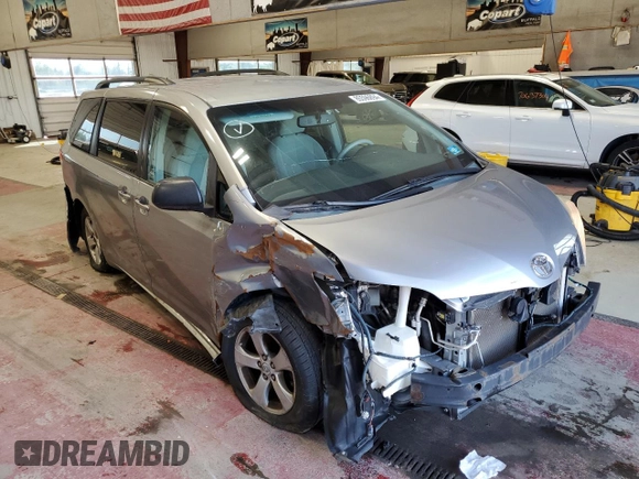 2011 Toyota Sienna LE AAS with VIN 5TDKK3DC8BS094296, listed as a Copart auction lot 85596894 with 156,952 mi miles and Salvage title. Bid and sale history available at DreamBid. Image 4.