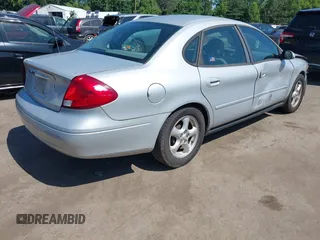 2003 Ford Taurus SES Standard with VIN 1FAFP55UX3A212214, listed as a IAAI auction lot 42544562 with 204,931 mi miles and . Bid and sale history available at DreamBid. Image 4.