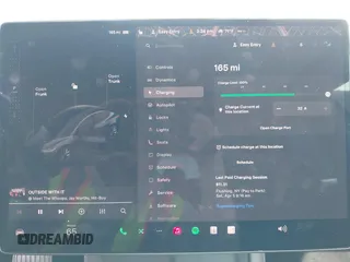 2024 Tesla Model 3 z VIN 5YJ3E1EA4RF742745, wystawiony jako IAAI lot #42085235 z przebiegiem 28 094 mil mil oraz . Historia ofert i sprzedaży dostępna na DreamBid. Obrazek 17.