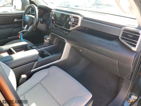 2023 Toyota Tundra 4WD SR5 with VIN 5TFLA5DA4PX060777, listed as a Copart auction lot 42047755 with 28,939 mi miles and Salvage Title. Bid and sale history available at carsss.com. Image 8.