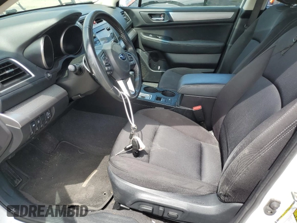 2017 Subaru Legacy Premium z VIN 4S3BNAF67H3042767, wystawiony jako Copart lot #61126805 z przebiegiem 99 178 mil mil oraz Szkoda całkowita • Salvage title. Historia ofert i sprzedaży dostępna na DreamBid. Obrazek 7.