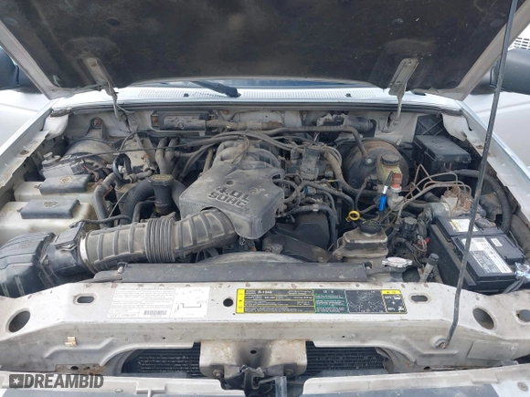 2003 Ford Ranger XL Fleet with VIN 1FTZR45E33PA54963, listed as a IAAI auction lot 42009846 with 202,702 mi miles. Bid and sale history available at carsss.com. Image 10.