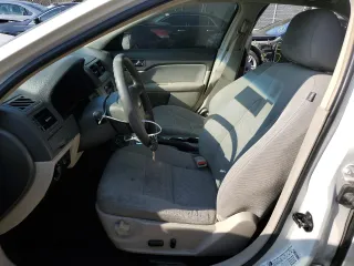 2011 Ford Fusion SE with VIN 3FAHP0HA2BR288253, listed as a Copart auction lot 42337525 with 190,787 mi miles and Clean Title. Bid and sale history available at carsss.com. Image 7.