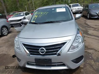 2019 Nissan Versa SV z VIN 3N1CN7AP4KL855196, wystawiony jako IAAI lot #42081644 z przebiegiem 79 527 mil mil oraz . Historia ofert i sprzedaży dostępna na DreamBid. Obrazek 13.