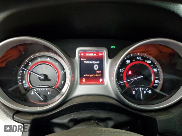 2019 Dodge Journey SE with VIN 3C4PDCBG2KT873270, listed as a Copart auction lot 49467165 with 123,325 mi miles and Clean Title. Bid and sale history available at DreamBid. Image 9.