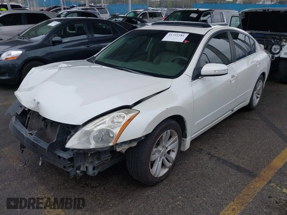 2010 Nissan Altima 3.5 SR with VIN 1N4BL2AP4AN558709, listed as a IAAI auction lot 41755581 with 175,006 mi miles. Bid and sale history available at carsss.com. Image 18.