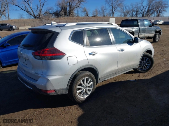 2018 Nissan Rogue S with VIN KNMAT2MV6JP581574, listed as a IAAI auction lot 41649291 with 53,934 mi miles. Bid and sale history available at carsss.com. Image 4.