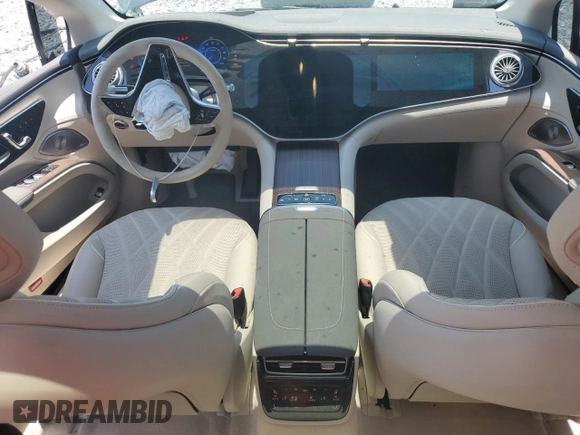 2022 Mercedes-Benz EQS 580 z VIN W1KCG4EB1NA021781, wystawiony jako Copart lot #53314125 z przebiegiem 22 867 mil mil oraz Nie do naprawy. Historia ofert i sprzedaży dostępna na DreamBid. Obrazek 8.