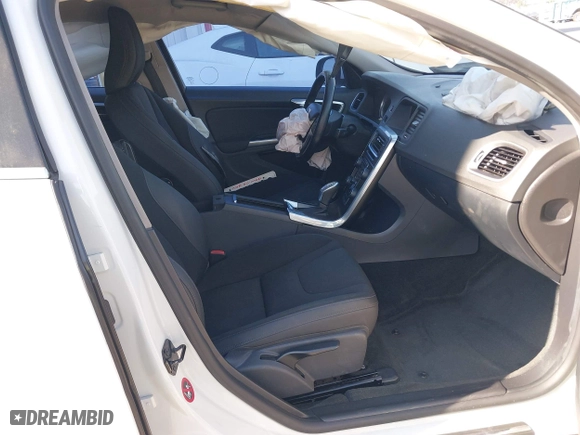 2013 Volvo S60 T5 Premier with VIN YV1612FS7D2184899, listed as a IAAI auction lot 42003628 with 140,073 mi miles. Bid and sale history available at carsss.com. Image 5.