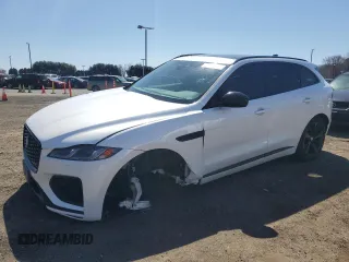 2024 Jaguar F-Pace R-Dynamic S z VIN SADCT2FU0RA726107, wystawiony jako Copart lot #51756455 z przebiegiem 40 888 mil mil oraz Szkoda całkowita • Salvage title. Historia ofert i sprzedaży dostępna na DreamBid. Obrazek 1.