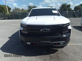 2020 Chevrolet Silverado 1500 LT Trail Boss with VIN 1GCPYFED6LZ137417, listed as a IAAI auction lot 34726364 with 28,782 mi miles. Bid and sale history available at carsss.com. Image 6.