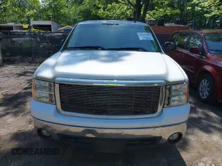 2008 GMC Sierra 1500 SLE1 z VIN 2GTEC130481114324, wystawiony jako IAAI lot #42279209 z przebiegiem 213 978 mil mil oraz . Historia ofert i sprzedaży dostępna na DreamBid. Obrazek 12.