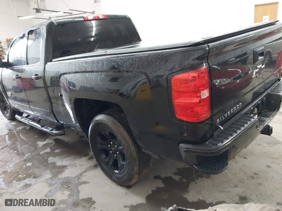 2017 Chevrolet Silverado 1500 LT with VIN 1GCVKREC5HZ253927, listed as a IAAI auction lot 41720221 with 110,141 mi miles. Bid and sale history available at carsss.com. Image 3.
