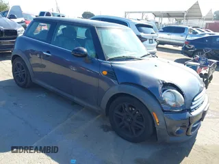2012 MINI Hardtop с VIN WMWSU3C5XCT256295, выставлен на аукционе IAAI как лот 42876394 с пробегом 229 384 миль миль и . История ставок и продаж доступна на DreamBid. Изображение 1.