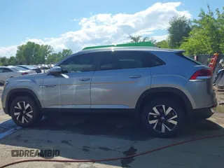 2023 Volkswagen Atlas SE с VIN 1V2LC2CA9PC212519, выставлен на аукционе IAAI как лот 42177771 с пробегом 58 505 миль миль и . История ставок и продаж доступна на DreamBid. Изображение 14.
