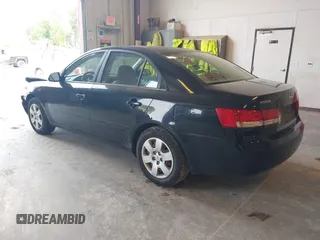 2007 Hyundai Sonata GLS z VIN 5NPET46C17H226566, wystawiony jako IAAI lot #42303625 z przebiegiem 75 825 mil mil oraz . Historia ofert i sprzedaży dostępna na DreamBid. Obrazek 3.