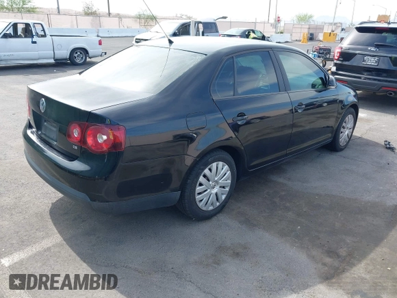 2010 Volkswagen Jetta S z VIN 3VWJZ7AJ9AM079352, wystawiony jako IAAI lot #42360317 z przebiegiem 160 813 mil mil oraz . Historia ofert i sprzedaży dostępna na DreamBid. Obrazek 4.