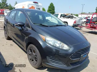 2014 Ford Fiesta SE z VIN 3FADP4BJ9EM211010, wystawiony jako IAAI lot #42420562 z przebiegiem 175 335 mil mil oraz . Historia ofert i sprzedaży dostępna na DreamBid. Obrazek 1.
