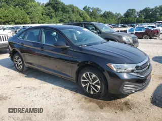 2024 Volkswagen Jetta S with VIN 3VW5M7BU8RM031765, listed as a Copart auction lot 63700505 with 40,808 mi miles and Clean title. Bid and sale history available at DreamBid. Image 4.