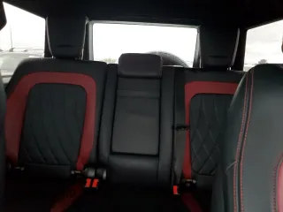 2021 Mercedes-Benz G 63 AMG z VIN W1NYC7HJXMX368367, wystawiony jako Copart lot #74120404 z przebiegiem 26 246 mil mil oraz Szkoda całkowita • Salvage title. Historia ofert i sprzedaży dostępna na DreamBid. Obrazek 10.