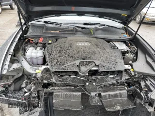 2019 Audi Q8 Prestige with VIN WA1FVAF14KD042257, listed as a Copart auction lot 52573915 with 59,025 mi miles and Salvage Title. Bid and sale history available at carsss.com. Image 12.