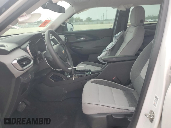 2021 Chevrolet TrailBlazer LS with VIN KL79MMS27MB033828, listed as a Copart auction lot 46075424 with 28,882 mi miles and . Bid and sale history available at DreamBid. Image 7.