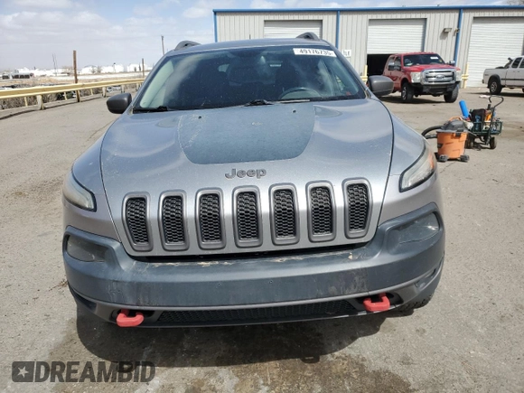 2015 Jeep Cherokee Trailhawk with VIN 1C4PJMBS3FW787033, listed as a Copart auction lot 49176735 with 83,013 mi miles and Salvage Title. Bid and sale history available at carsss.com. Image 5.