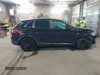 2016 Lincoln MKX Reserve with VIN 2LMTJ8LP2GBL29583, listed as a IAAI auction lot 41424665 with 140,061 mi miles and . Bid and sale history available at DreamBid. Image 13.