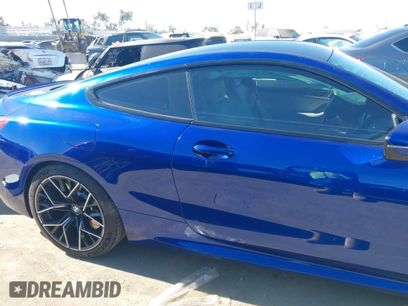 2020 BMW M8 z VIN WBSAE0C06LCD53214, wystawiony jako IAAI lot #38301455 z przebiegiem 20 410 mil mil oraz . Historia ofert i sprzedaży dostępna na DreamBid. Obrazek 13.