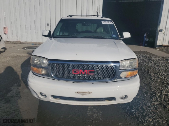 2005 GMC Yukon XL Denali with VIN 1GKFK66U05J240320, listed as a Copart auction lot 49318615 with NaN miles and Salvage Title. Bid and sale history available at carsss.com. Image 5.