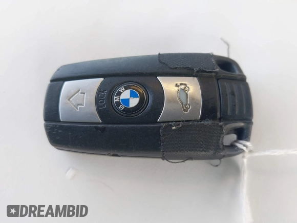 2007 BMW 3 Series 335i with VIN WBAVB73517PA86968, listed as a IAAI auction lot 41671253 with 95,556 mi miles. Bid and sale history available at carsss.com. Image 11.