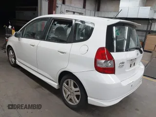 2007 Honda Fit Sport with VIN JHMGD38677S028159, listed as a IAAI auction lot 41960438 with 164,212 mi miles. Bid and sale history available at carsss.com. Image 3.