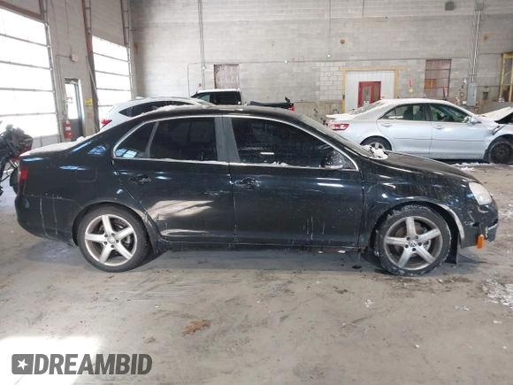 2008 Volkswagen Jetta SE with VIN 3VWRZ71K08M106704, listed as a IAAI auction lot 41402684 with 119,628 mi miles and . Bid and sale history available at DreamBid. Image 14.