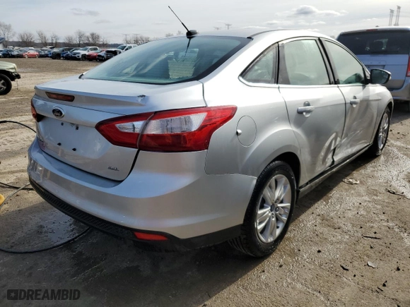 2012 Ford Focus SEL with VIN 1FAHP3H2XCL207025, listed as a Copart auction lot 43282715 with 88,478 mi miles and Salvage Title. Bid and sale history available at carsss.com. Image 3.