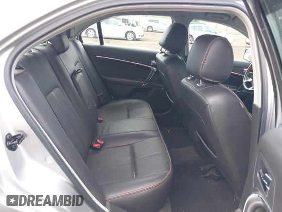 2012 Lincoln MKZ z VIN 3LNHL2GC4CR835010, wystawiony jako IAAI lot #42479902 z przebiegiem 85 133 mil mil oraz . Historia ofert i sprzedaży dostępna na DreamBid. Obrazek 8.