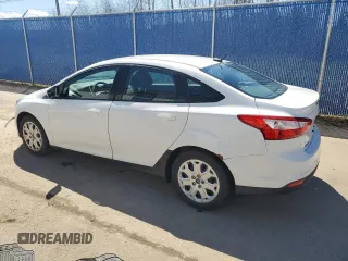 2012 Ford Focus SE with VIN 1FAHP3F21CL124053, listed as a Copart auction lot 55302215 with 258,399 mi miles and Clean Title. Bid and sale history available at DreamBid. Image 2.