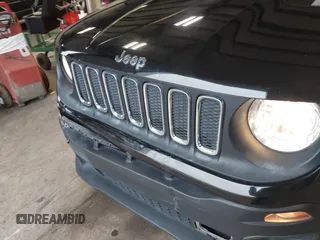 2017 Jeep Renegade Latitude with VIN ZACCJBBB6HPG34746, listed as a IAAI auction lot 41915833 with 60,814 mi miles. Bid and sale history available at carsss.com. Image 18.