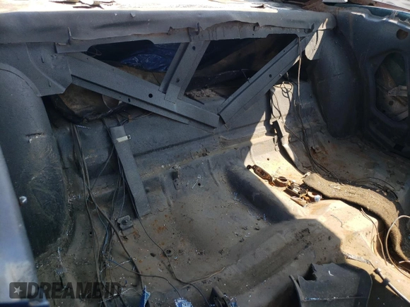 1967 Chevrolet Impala z VIN 168877J149719, wystawiony jako Copart lot #71652484 z przebiegiem 38 801 mil mil oraz Szkoda całkowita • Salvage title. Historia ofert i sprzedaży dostępna na DreamBid. Obrazek 11.