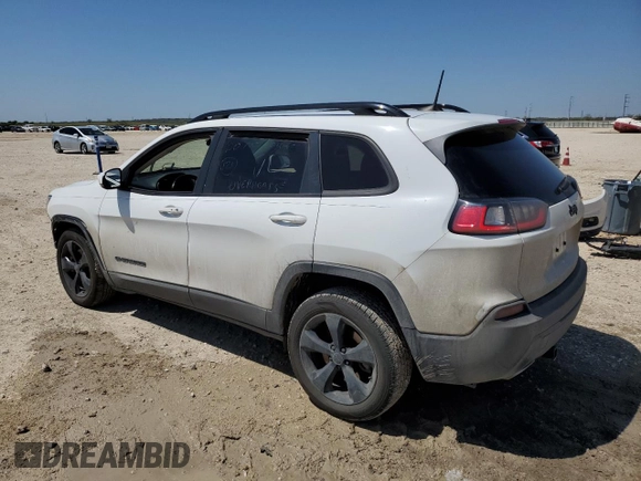 2019 Jeep Cherokee Latitude Plus with VIN 1C4PJLLX5KD392622, listed as a Copart auction lot 50386515 with 111,787 mi miles and Salvage Title. Bid and sale history available at carsss.com. Image 2.