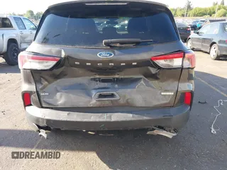 2020 Ford Escape SE with VIN 1FMCU0G65LUB92150, listed as a IAAI auction lot 42180867 with 39,413 mi miles and . Bid and sale history available at DreamBid. Image 6.
