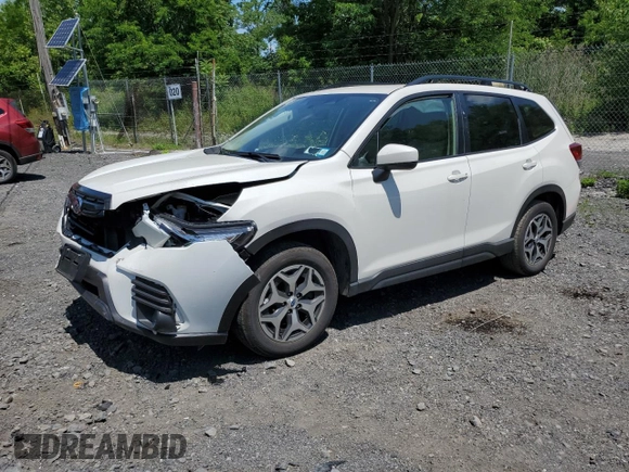 2024 Subaru Forester Premium with VIN JF2SKADC8RH429514, listed as a Copart auction lot 62229835 with 18,696 mi miles and Salvage title. Bid and sale history available at DreamBid. Image 1.