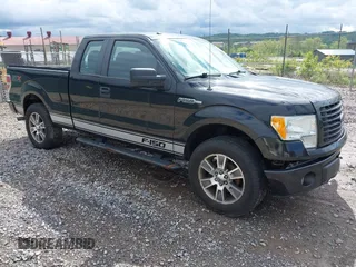 2014 Ford F-150 XL z VIN 1FTFX1EF4EFC66036, wystawiony jako IAAI lot #42181730 z przebiegiem 137 806 mil mil oraz . Historia ofert i sprzedaży dostępna na DreamBid. Obrazek 1.