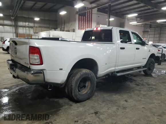 2019 Ram 3500 Tradesman z VIN 3C63RRGL4KG645912, wystawiony jako Copart lot #47485455 z przebiegiem 173 084 mil mil oraz Szkoda całkowita • Salvage title. Historia ofert i sprzedaży dostępna na DreamBid. Obrazek 3.