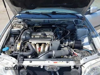 2000 Volvo V40 z VIN YV1VW2551YF537693, wystawiony jako IAAI lot #42148590 z przebiegiem 162 726 mil mil oraz . Historia ofert i sprzedaży dostępna na DreamBid. Obrazek 10.